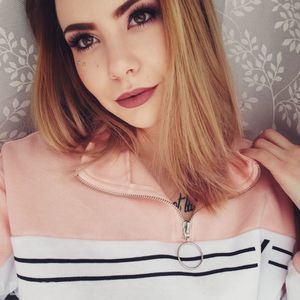 Meet your Posher, Leah